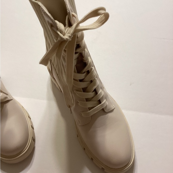 Qupid Renley Ivory Bone Lace Chunky Combat Women’s Boots Size 9 - Picture 2 of 10